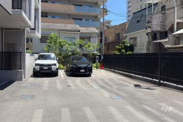 敷地内駐車場（屋外平面式）