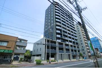 レーベン千種吹上 AVANCAの外観（西側から）