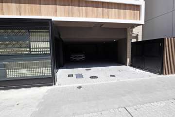 駐車場の出入口