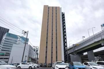 オープンレジデンシア名駅南グランアートの外観（西側から）