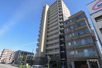 プレサンスロジェ熱田六番町の外観（北西側から）