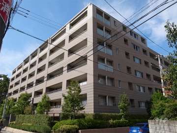 ステイツグラン甲子園口松並町の外観（南東側から）
