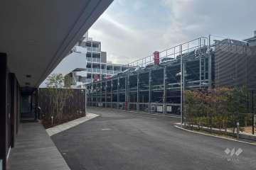 敷地内駐車場（屋外機械式）