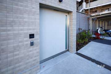 駐輪場の出入口