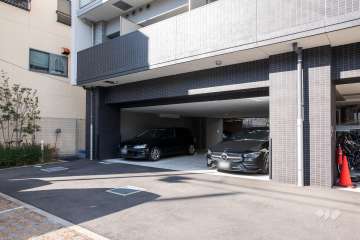 敷地内駐車場（屋内平面式）