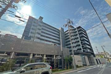 ル・サンク吹上駅前の外観(北西側から)