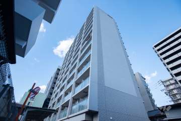 エスリード新栄プライムの外観（南東側から）