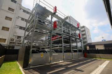 敷地内駐車場（屋外機械式）