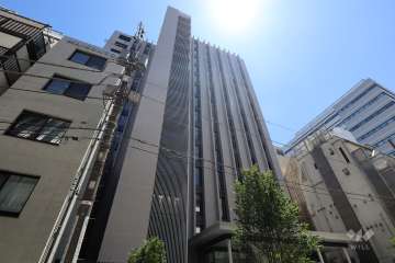 アトラス青山レジデンシャルの外観（北東側から）