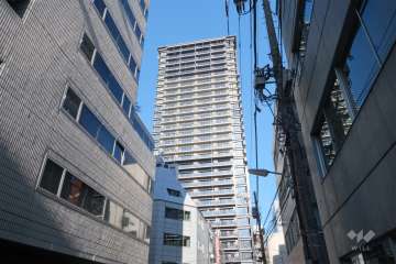 アトラスタワー五反田の外観（南側から）.