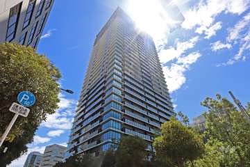 プラウドタワー芝浦(北東側から)