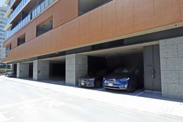 敷地内駐車場（屋内平面式）