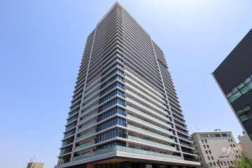 ブリリアタワー箕面船場トップ・オブ・ザ・ヒルの外観（北西側2階から）