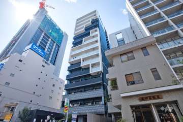 プレサンス丸の内アドブルの外観（北東側から）