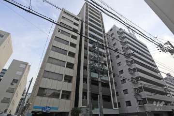 プレサンスロジェ丸の内CENTRAL-CASAの外観(北東側から)