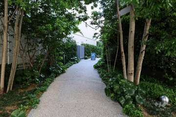 敷地内の通路