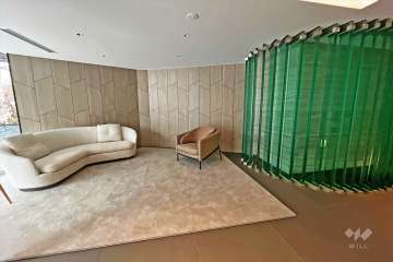 エントランスホール