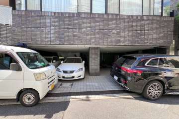 敷地内駐車場（屋内平面式）