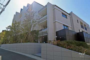 クレヴィア三軒茶屋の外観(北東側から)