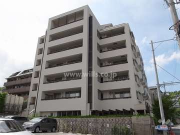 パレ苦楽園ファインステイの外観（南東側から）