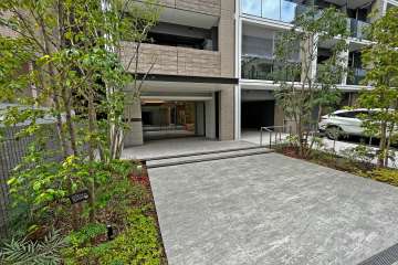 エントランスアプローチ