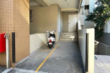 バイク置場