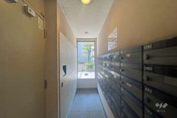 共用ポストと宅配ボックス