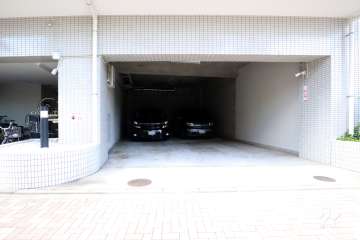 敷地内駐車場（屋内平面式）