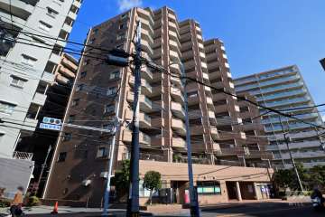 朝日パリオ武蔵小杉の外観(南西側から)