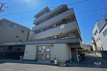 ライオンズマンション日吉東第５の外観（北東側から）