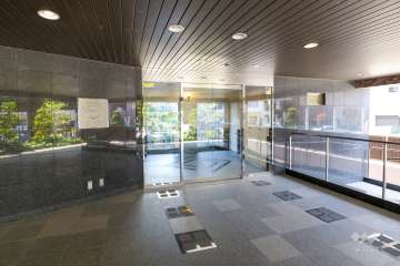 エントランスホール　