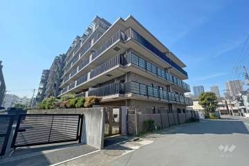 元住吉東パークホームズの外観（南東側から）