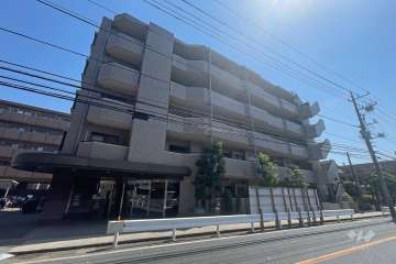 サーパス武蔵中原の外観（北西側から）