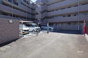敷地内駐車場（屋外機械式）