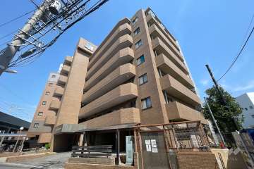 ロイヤルステージ元住吉の外観（南西側から）