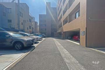 敷地内駐車場（屋外平面式）