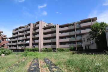 パルミナード武蔵新城弐番館の外観(南側から)