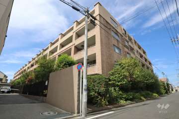 元住吉ハイライズガーデンスフィアの外観(南東側から)