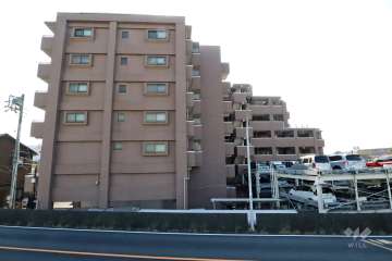 クリオ多摩川緑地壱番館の外観(北側から)