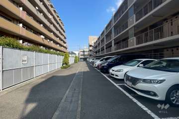 敷地内駐車場（屋外平面式）