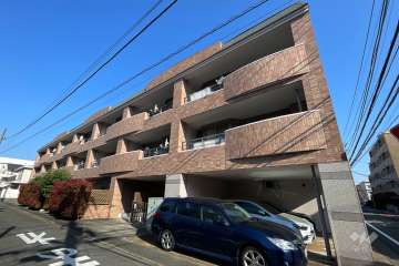 ラコスタ13小杉南の外観（南東側から）