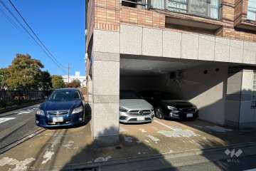 敷地内駐車場（屋内平面式、屋外平面式）