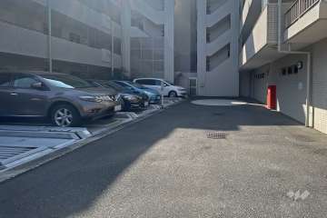 敷地内駐車場（屋外機械式）