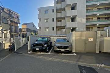 敷地内駐車場（屋外平面式）