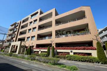 パークハウス元住吉の外観（北東側から）