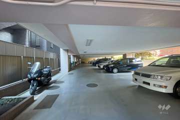 敷地内駐車場（屋内平面式）