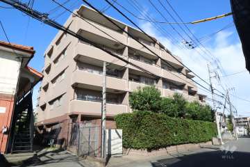 日神パレステージ武蔵新城の外観(南東側から)