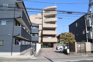 ライフレビュー等々力緑地公園の外観(南西側から)