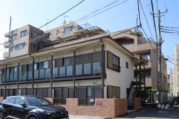 ライフレビュー等々力緑地公園の外観(南東側から)