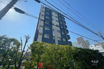 クレッセント武蔵小杉グランデイズ弐番館の外観（南西側から）